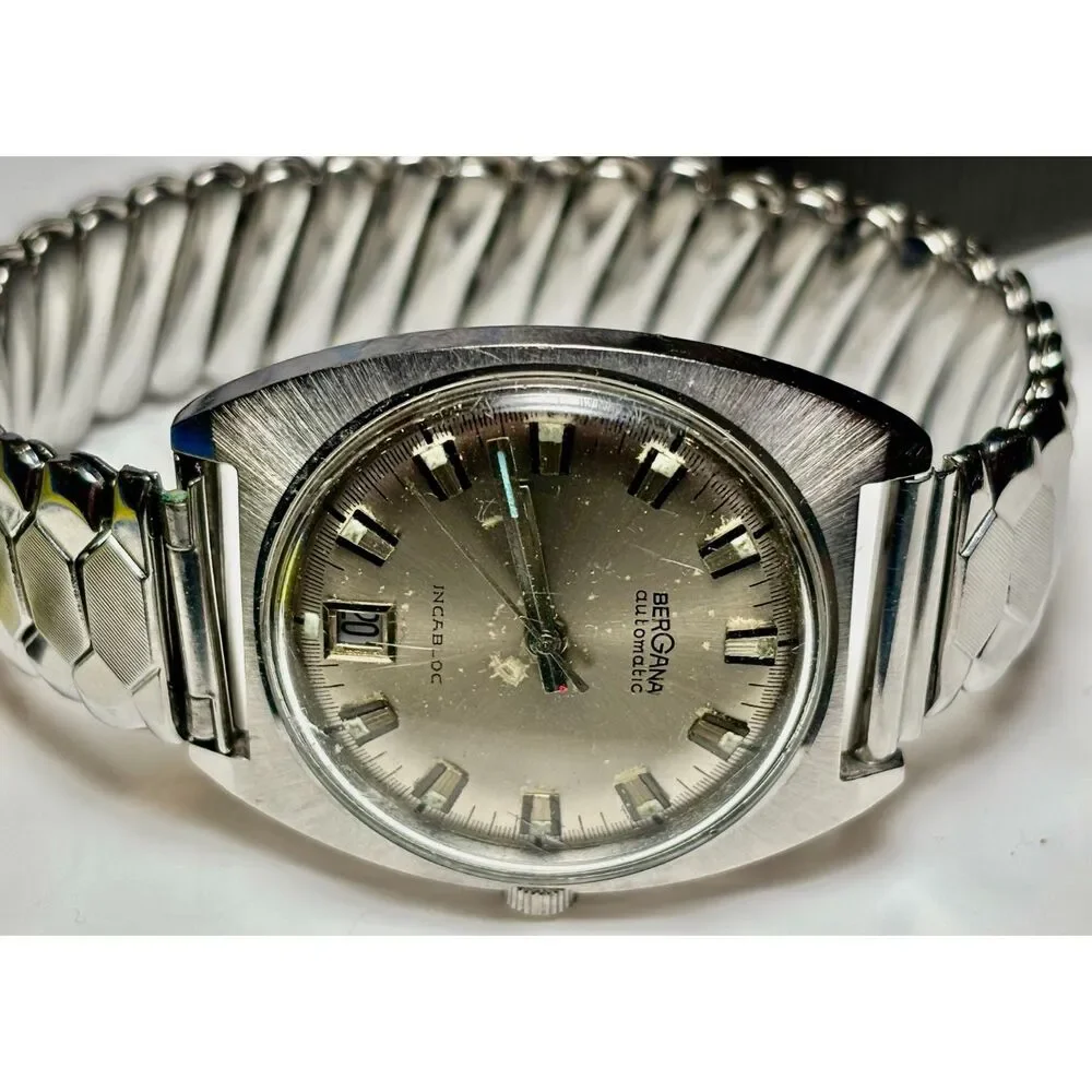 Vintage Men's Bergana Discu-Safe 22209 Watch – Mechanical Ticking